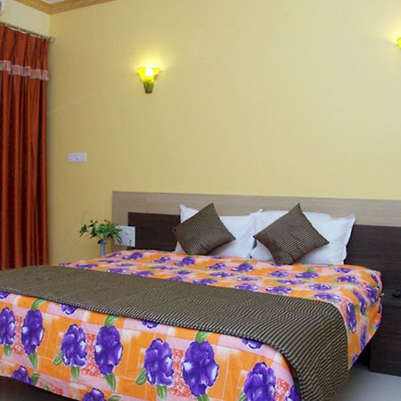 Rbr Suites Калангут Экстерьер фото