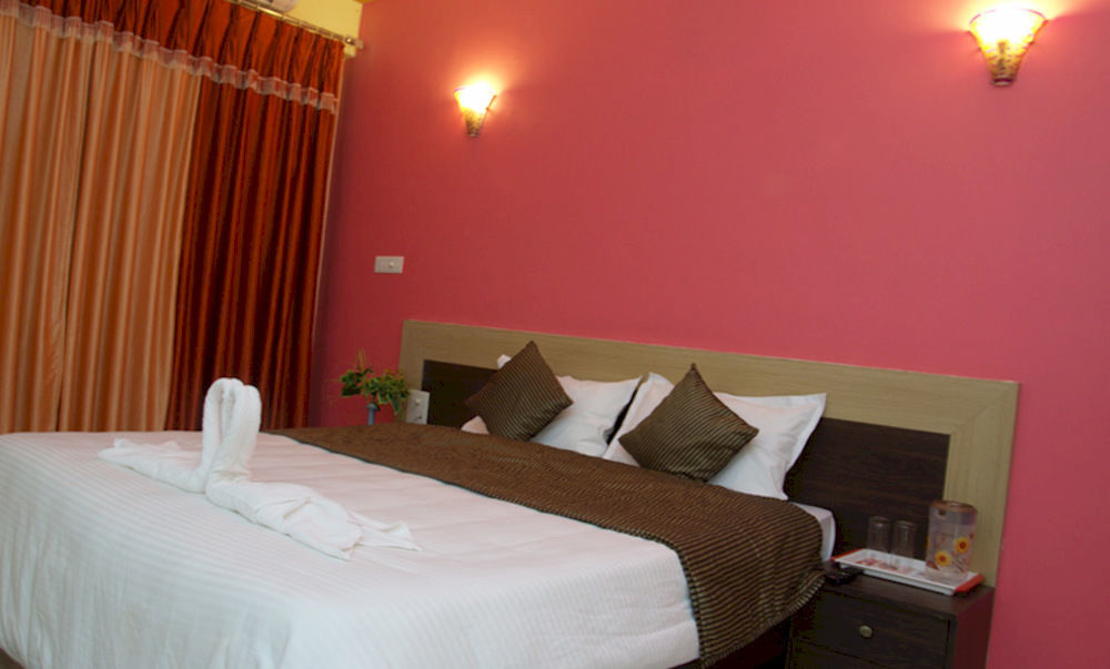Rbr Suites Калангут Экстерьер фото
