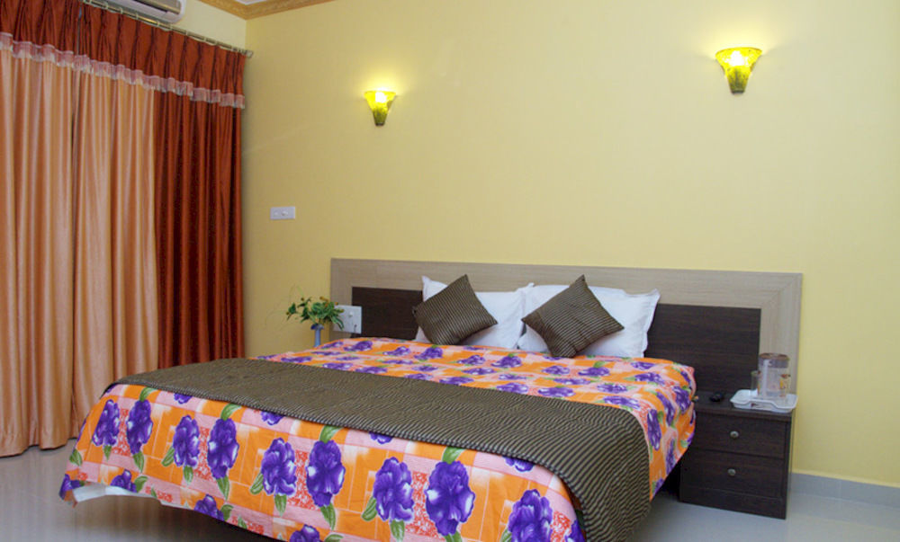 Rbr Suites Калангут Экстерьер фото