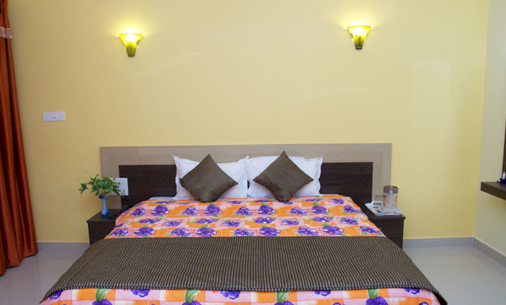 Rbr Suites Калангут Экстерьер фото